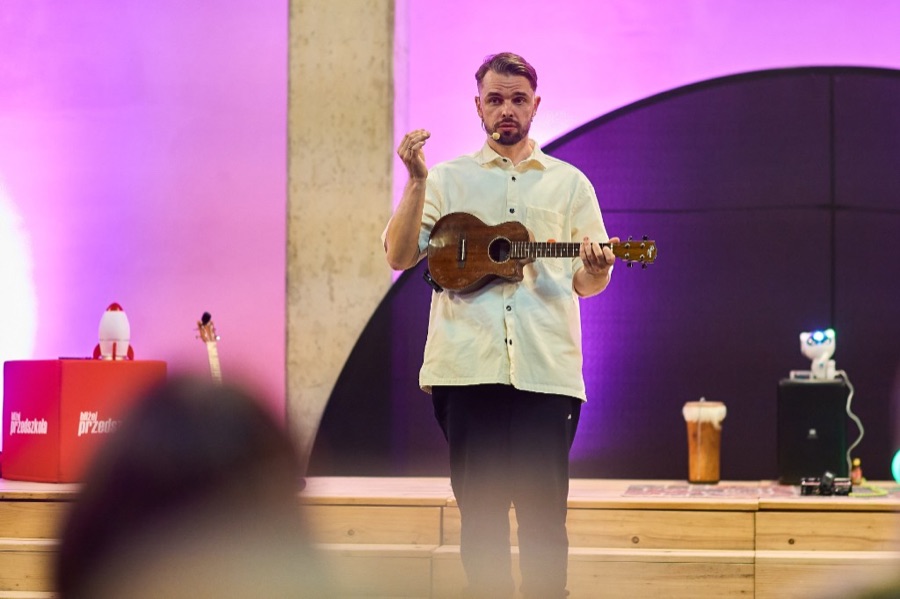 Grzegorz Lewek – Wujek Skarpetka — Edukatorzy, BLIŻEJ PRZEDSZKOLA